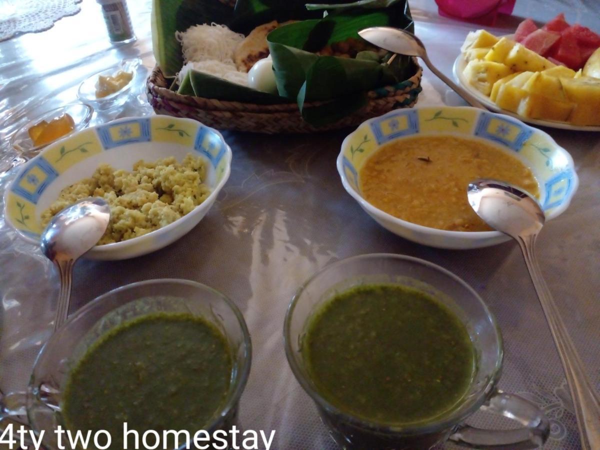 4Ty Two Homestay Galle Buitenkant foto