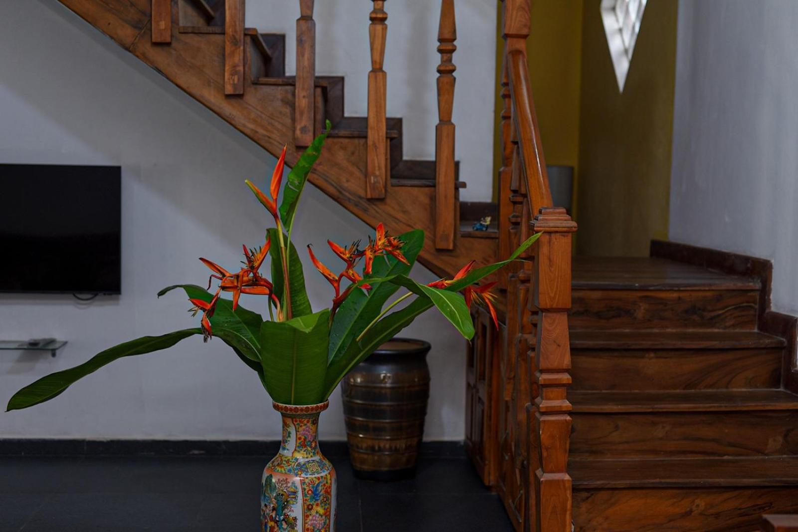 4Ty Two Homestay Galle Buitenkant foto