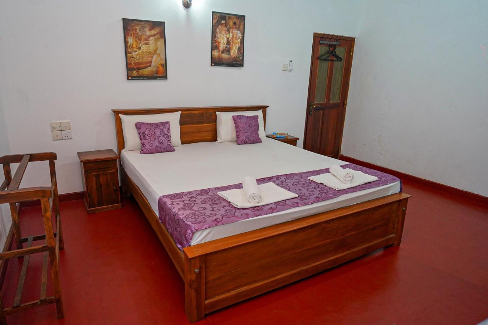 4Ty Two Homestay Galle Buitenkant foto